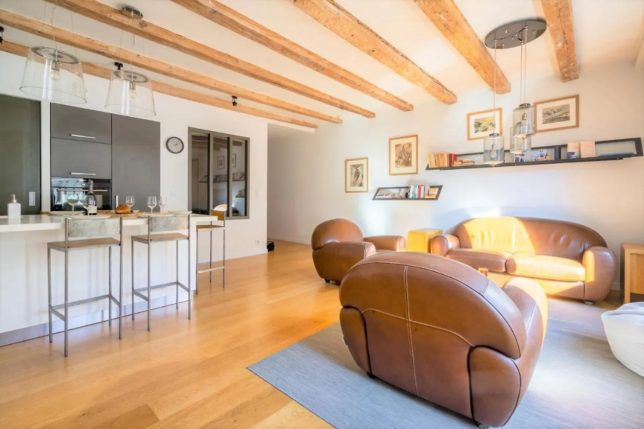 Cabana & Le Grand Duplex Proche Esplanade Apartment Annecy 0*,  France