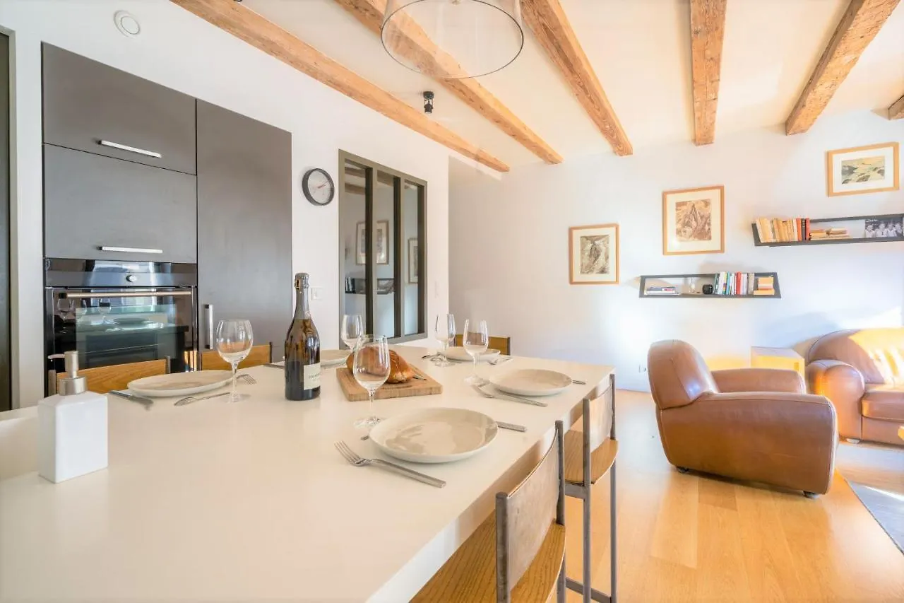 Cabana & Le Grand Duplex Proche Esplanade Apartment Annecy France