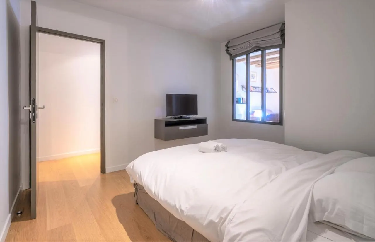 Cabana & Le Grand Duplex Proche Esplanade Apartment Annecy France